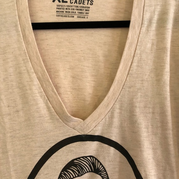 Ruth Bader T-shirt - Picture 3 of 4